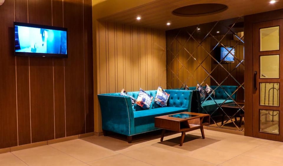 Rudra Shelter Business Hotel Hotel in Maharashtra