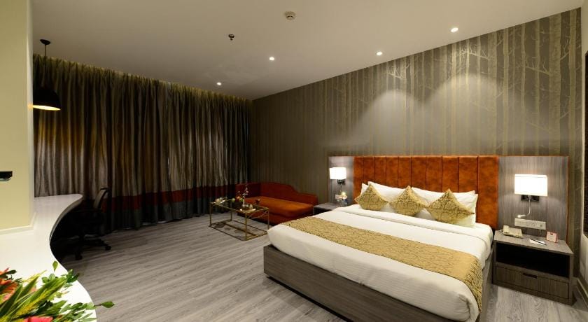 Deep Clarks Inn, Lucknow Hotel in Lucknow
