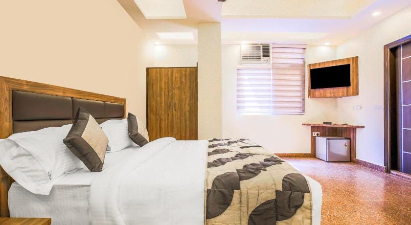 Embellish Inn Hotel in Delhi
