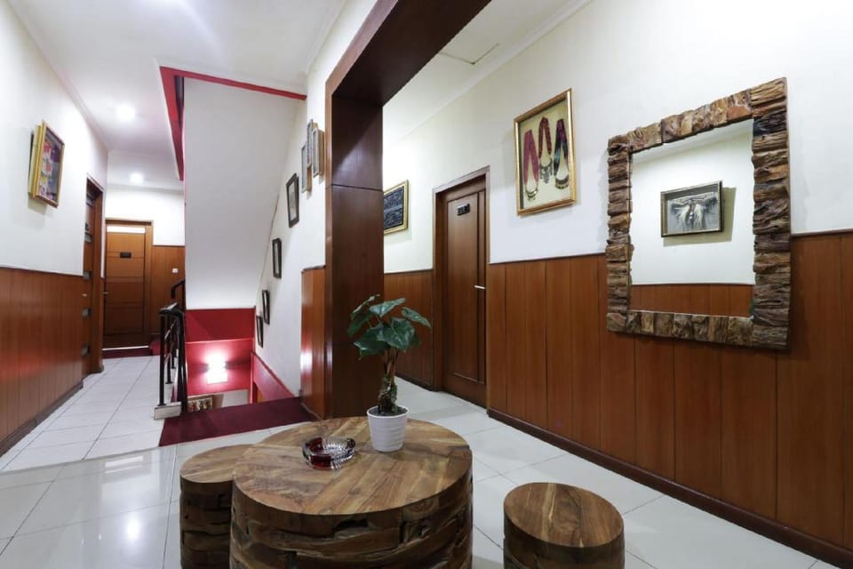 58 Guesthouse Tangerang Bed and Breakfast in South Jakarta City