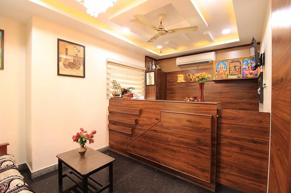 Hotel Rathnavel Towers Annex Hotel in Chennai
