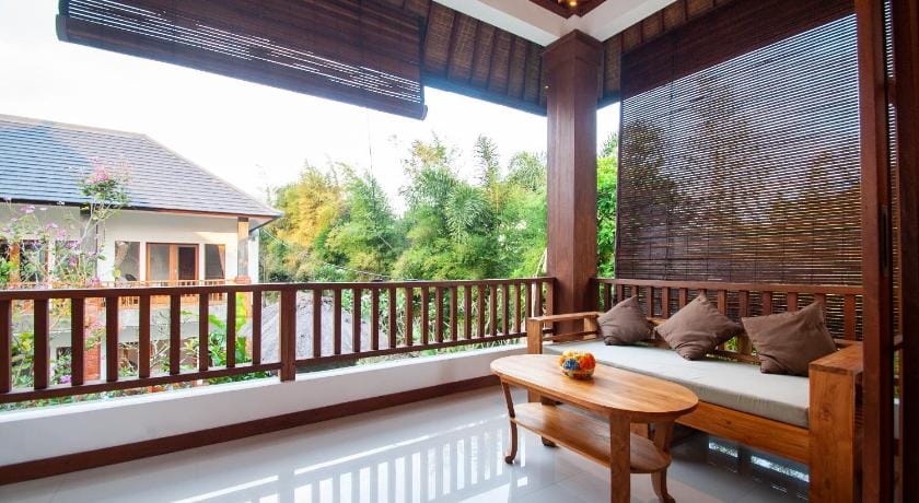 Flamboyant Villa Ubud Hotel in Sukawati