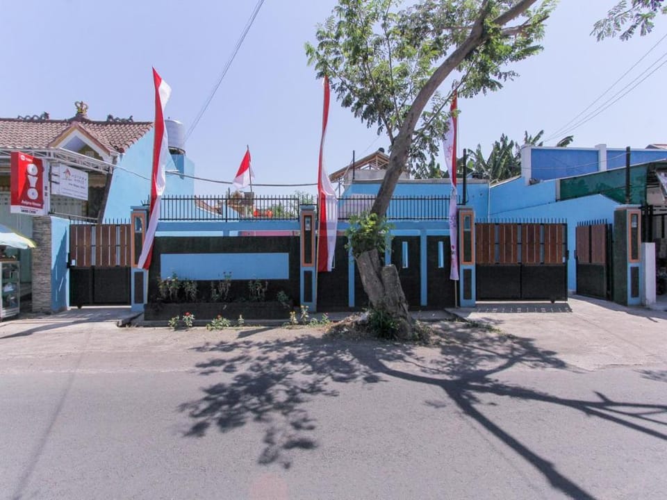 Hotel O Asipra House Hotel in East Java