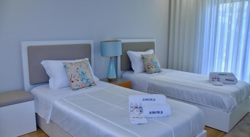 Amora Villa Sacha Villa in Quarteira