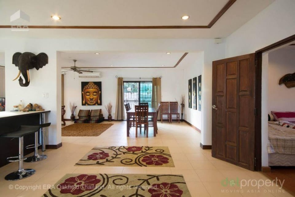 Beautiful House with Pool near beaches in Ban Phe Vacation rental in Phe