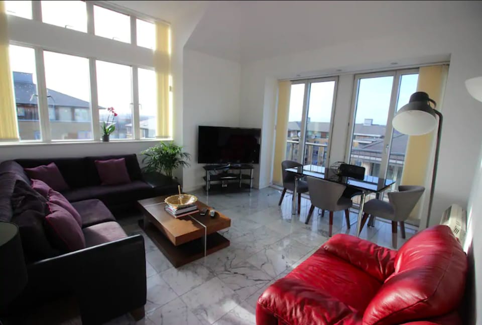 2 Bedroom Penthouse Central London Apartment in City of Westminster