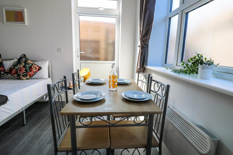 Cosy Studio 30 minutes to central london F1 Apartment in Edgware