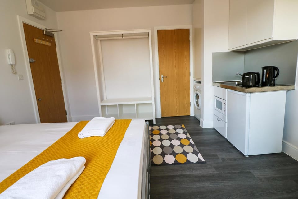 Budget studio in Kingsbury close to Wembley F6 Apartment in Edgware