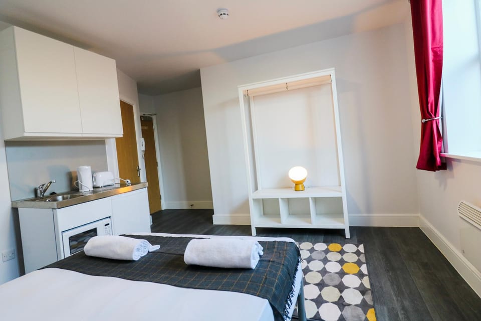 Stylish Studio Kingsbury F8 Apartment in Edgware