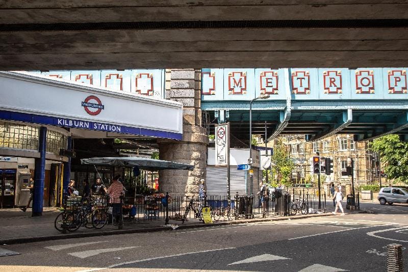 Charming 2 bedroom 20mn From Central London Apartment in London Borough of Camden