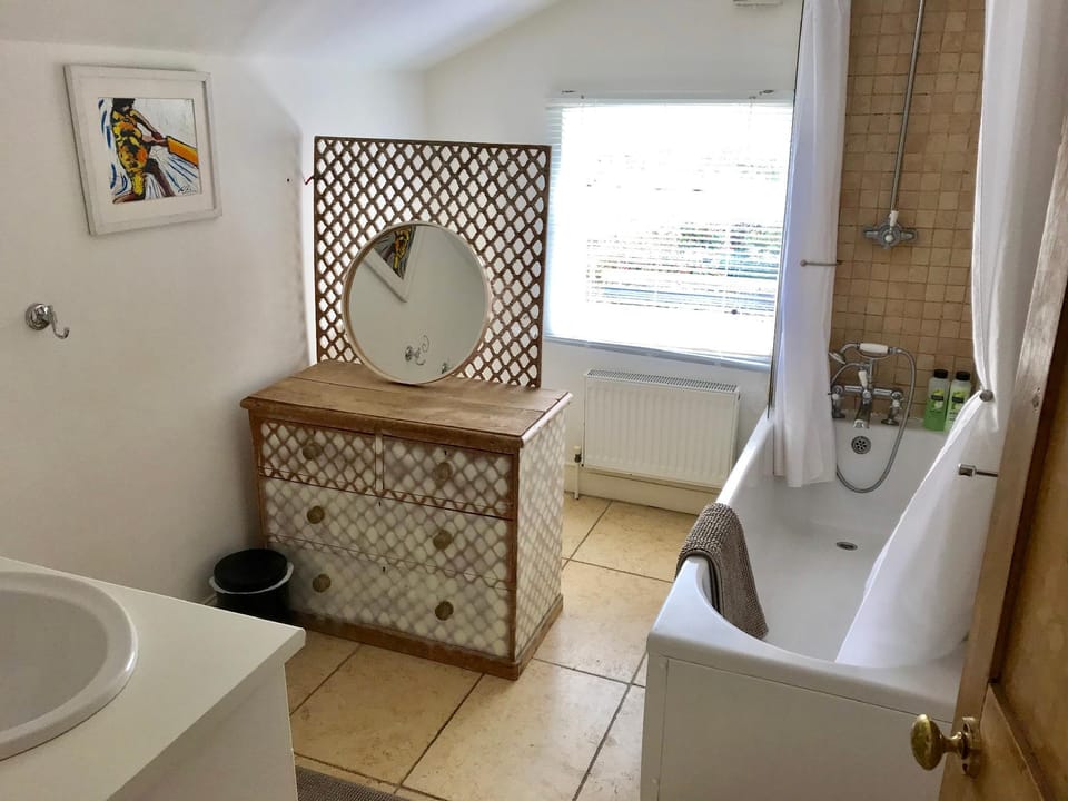 3 Bedroom Cosy Bookbinder's House Jericho Oxford Vacation rental in Oxford