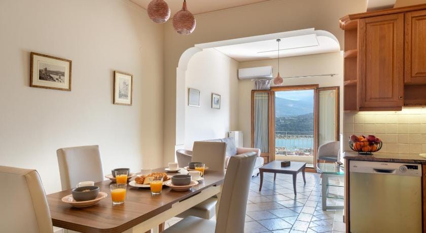 Alexandra's Cozy Sea View Apartment Apartment in Argostolion