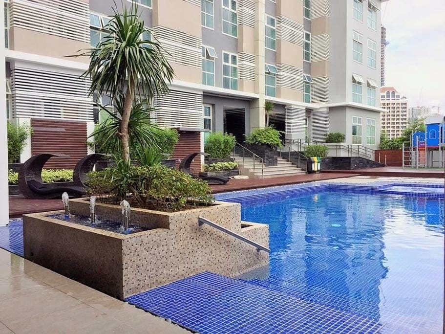 COZY PLACE @ S RESIDENCES TOWER 3 NEAR MOA Vacation rental in Quezon City
