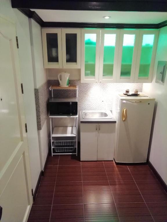 NAIA Airports FASANVEJ by Velkommen Guest PH Apartment in Las Pinas
