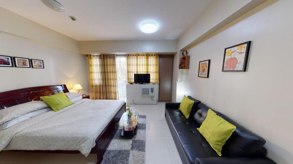 One Palm Tree Villas Condo Across NAIA TERMINAL 3 Apartment in Pasay
