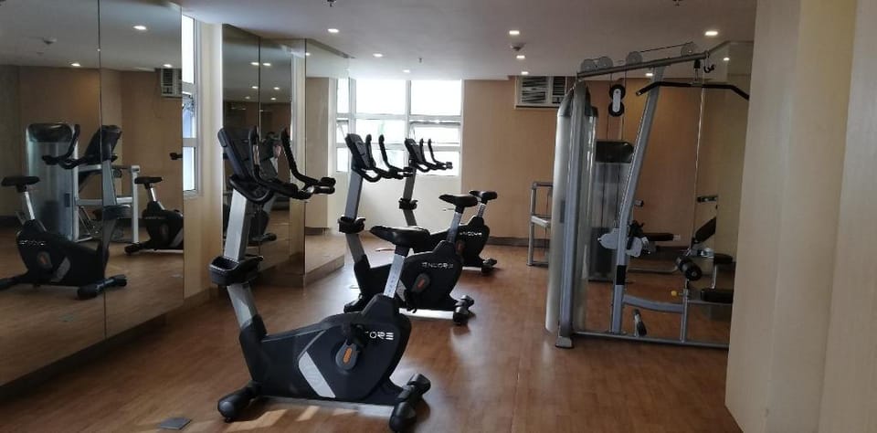 101 NEWPORT BOULEVARD Apartment in Pasay