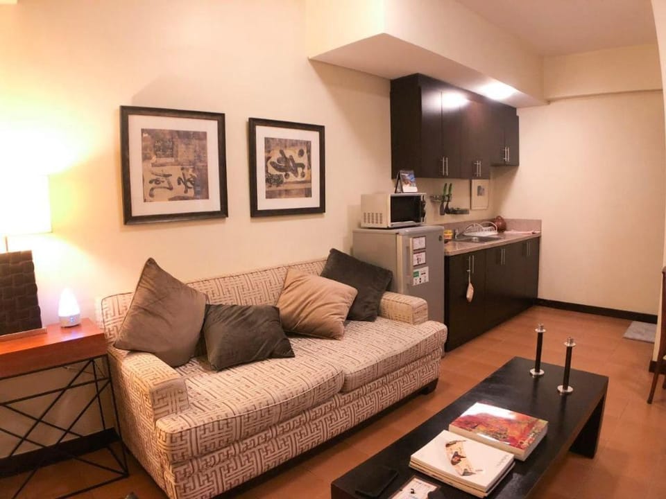 1BR San Lorenzo Place in Makati CBD Apartment in Pasay