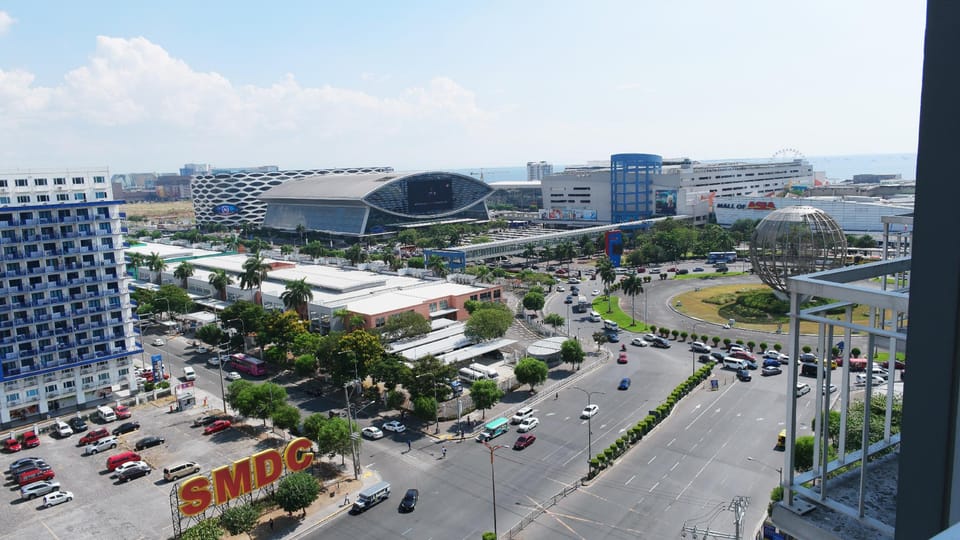 Chic Shell Residences Condo Suite w/ MOA City View Apartment in Pasay