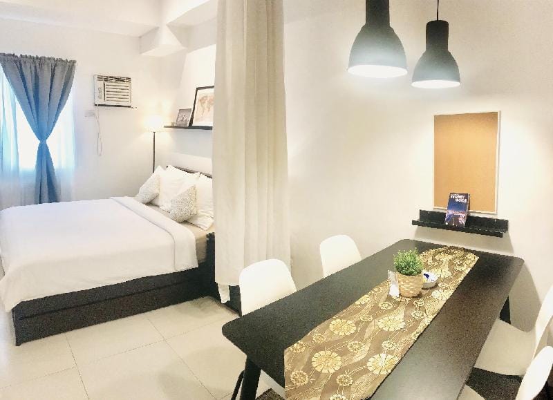 Scandinavian Inspired Studio w/ Netflix & HBO-HD Apartment in Mandaluyong