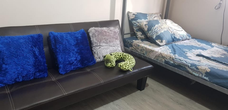Cozy and Quiet Studio Unit with a View Apartment in Pasig