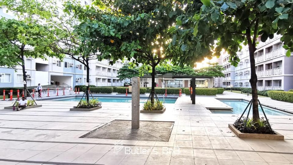 Butler's BnB (B) @ Trees Residences Fairview Apartment in Quezon City