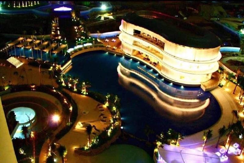 Azure Resort Flamingo Tropical (CLOSED) Apartment in Paranaque