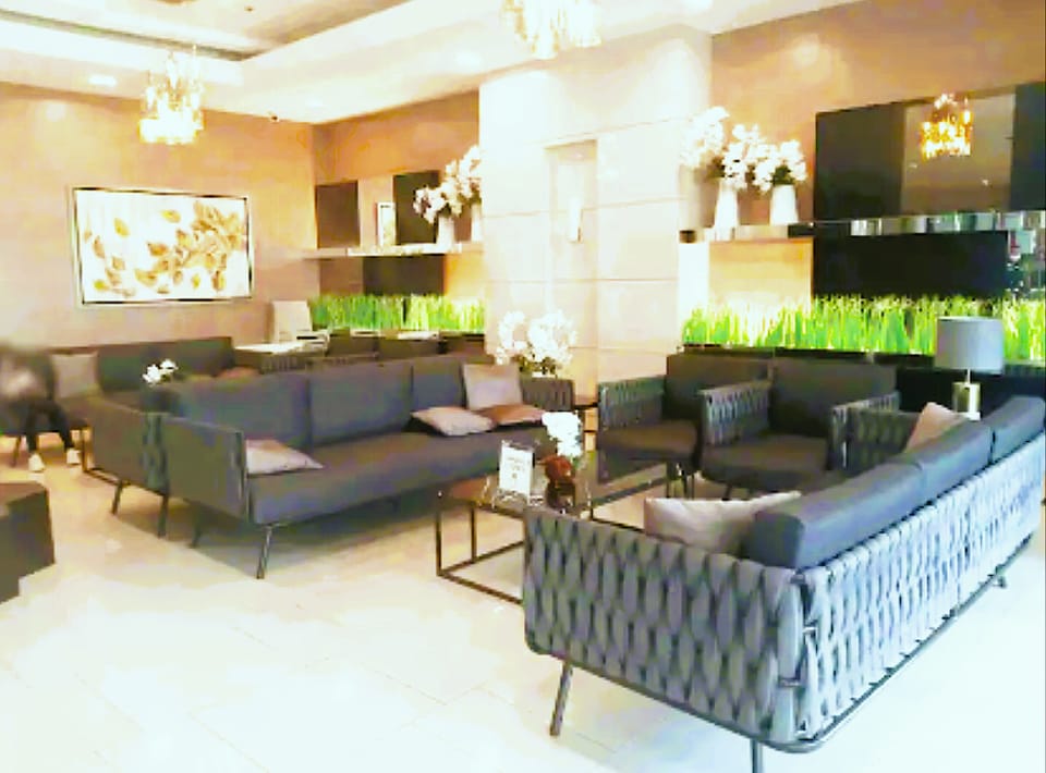 TROPICAL BLISS Grass Residences SM NORTH EDSA QC Apartment in Quezon City