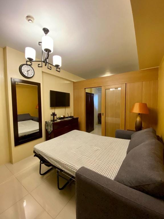 Chic Apartment  at Shell Residences Mall of Asia Apartment in Pasay