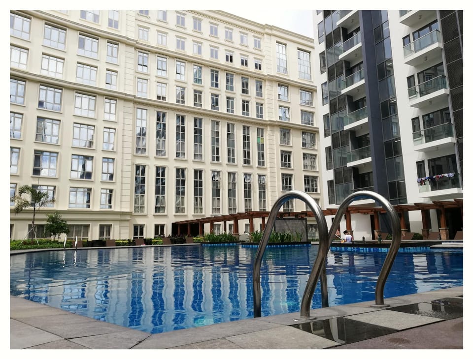 Spacious and Comfortable Stay 3 min. from NAIA T3 Apartment in Pasay