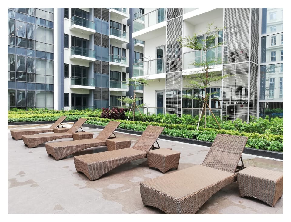 Spacious and Comfortable Stay 3 min. from NAIA T3 Apartment in Pasay