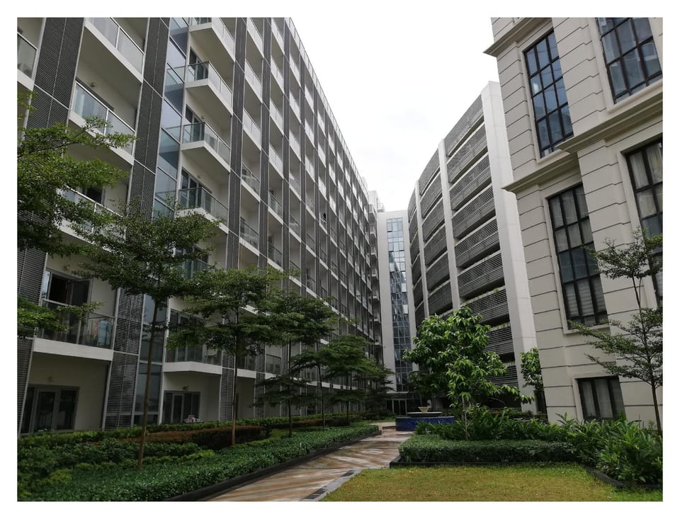 Spacious and Comfortable Stay 3 min. from NAIA T3 Apartment in Pasay