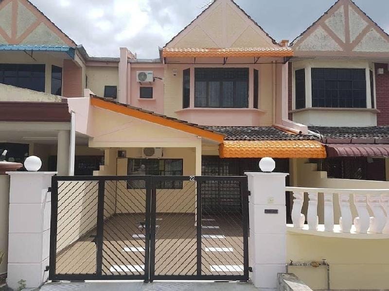 JohorBahru LovelyHomestay/6-10+/ikea jusco petrol  Vacation rental in Johor Bahru