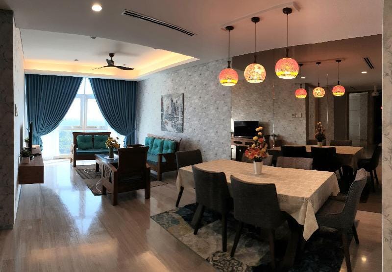 LUXURIOUS  SEAVIEW PRIVATE MARINA CONDOMINIUM Apartment in Johor