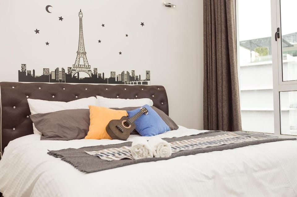 Santorini Theme 2Room Condo❣️DangaBay⚡Gym⚡Poolview Apartment in Johor Bahru
