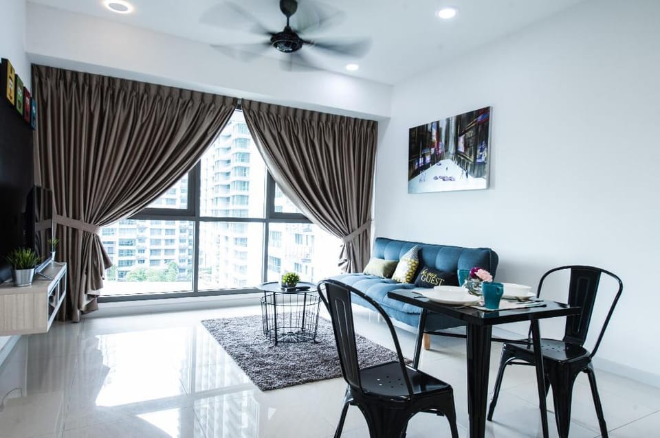 Iskandar Residence -Deluxe Suites @ RR JBcity Apartment in Johor