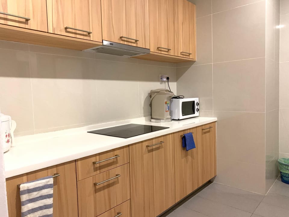 TinoSuite 1Tebrau @ 1BR 2Pax near MidValley by UHA Apartment in Johor Bahru