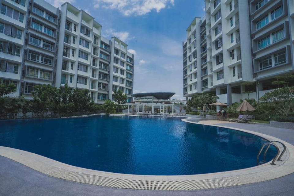 FREE WiFi 2BR near Jusco Aeon Ikea Waterpark Tesco Apartment in Johor Bahru