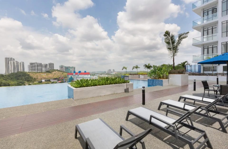 Legoland Haven • 2BR • Walk to Theme Park Apartment in Johor