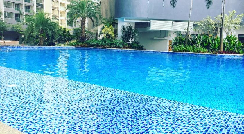 Luxurious R&F 3 Bedrooms Unit Apartment in Johor Bahru