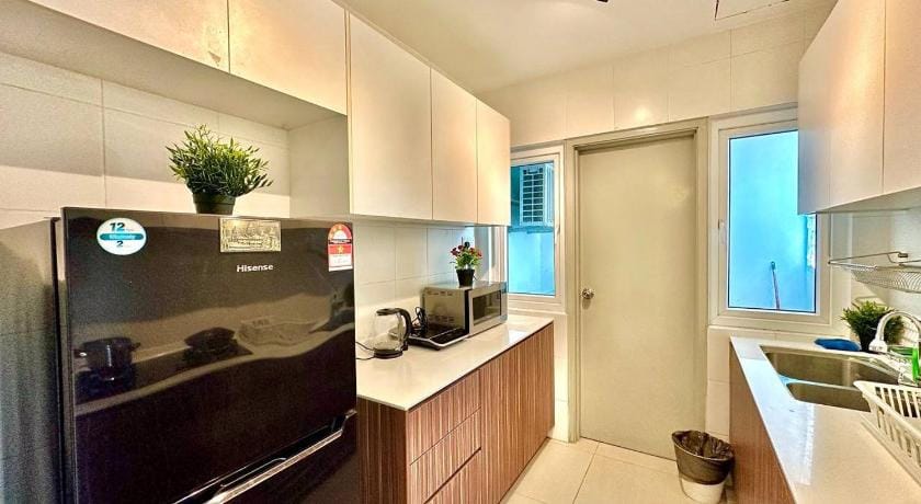 Wooden Suite . The Season @ 3BR 9Pax near KSL Mall Apartment in Johor Bahru