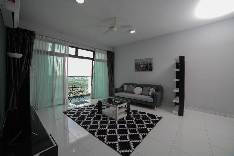 Breezy 5-10Pax Spacious 2BRCondo@Bukit Indah Johor Apartment in Johor Bahru
