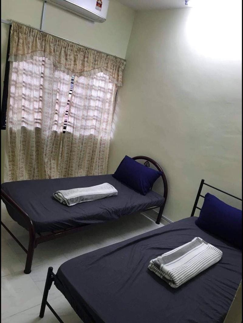 Double Storey Johor Bahru Stadium Homestay Vacation rental in Johor Bahru