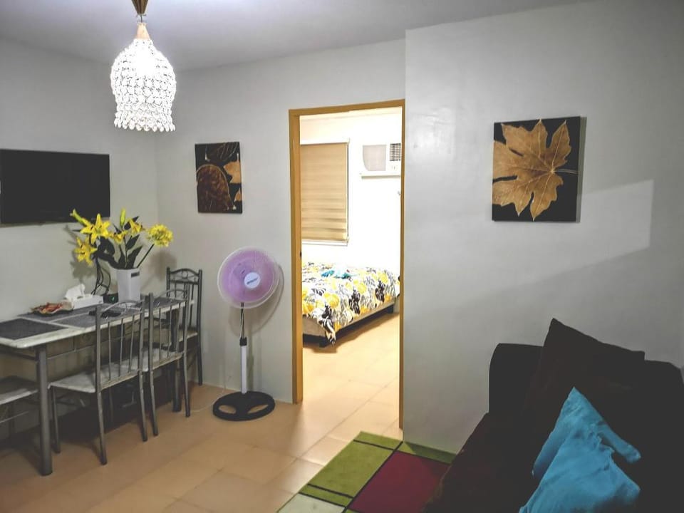 Karian Condo Unit at One Spatial Iloilo(2-3pax) Apartment in Iloilo City