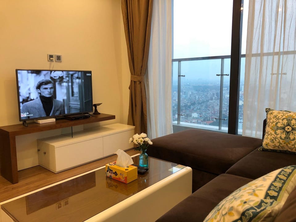 Vinhomes Metropolis Luxury Apartment 2 Br Apartment in Hanoi