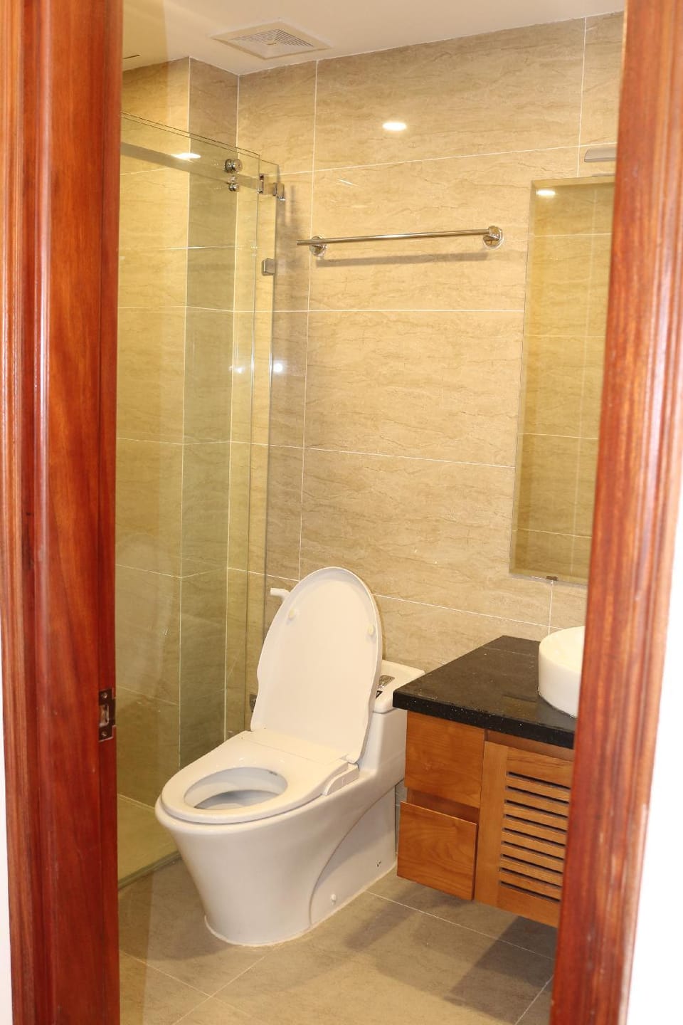 Davidduc 15/41 Tay Ho T4 Apartment in Laos