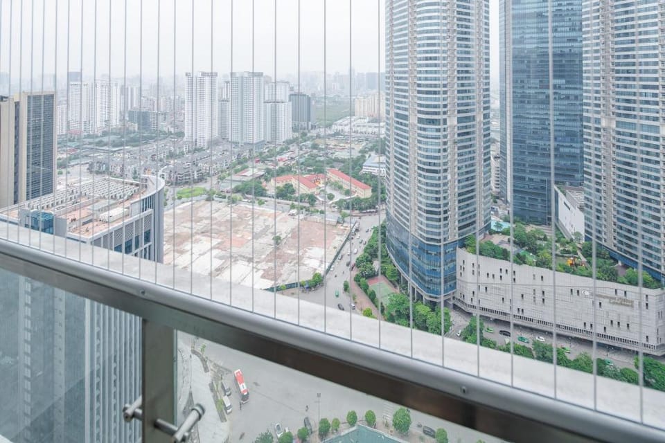 Luxury Apt 2BR Vinhomes Skylake#Tower Apartment in Laos
