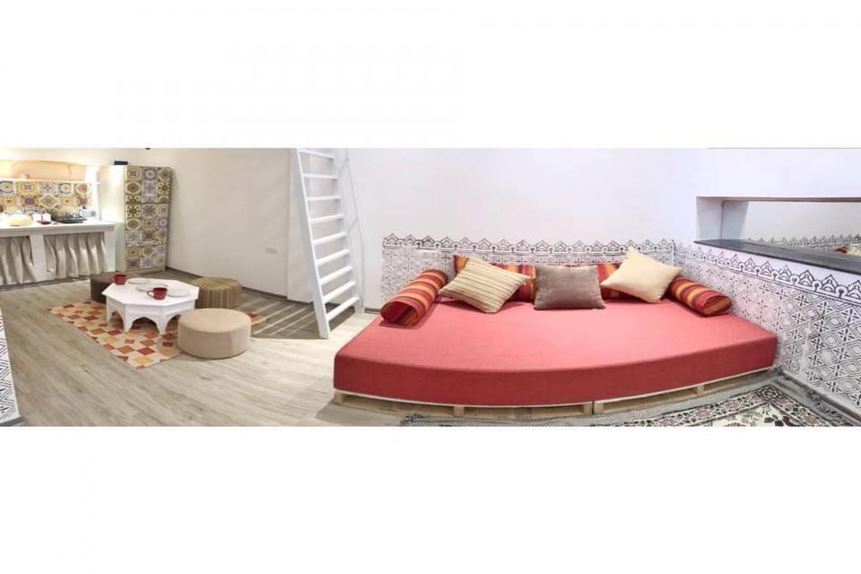Non homestay Hanoi - 2 mins to Hoan Kiem lake Apartment in Hanoi