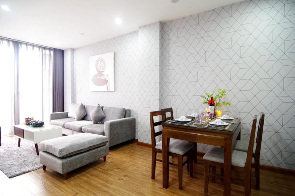 QMP-Business Apt. in Japantown near Daewoo & Lotte Apartment in Hanoi