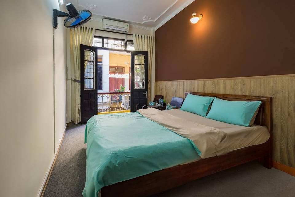 GaGu home- 4 Private BR- Best Location- Big Group Vacation rental in Hanoi