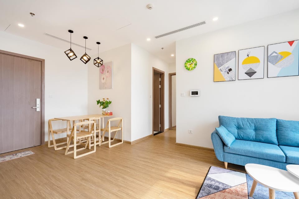A&T15 Luxury 2-BR Apt in Vinhomes Skylake Keangnam Apartment in Laos